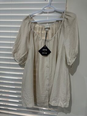 Ava & Viv Cream Button-Front Peasant Blouse